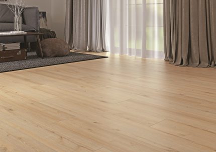 Ламинат Salzburg 7070 Дуб Эггенберг 1380 х 193 Kronostar