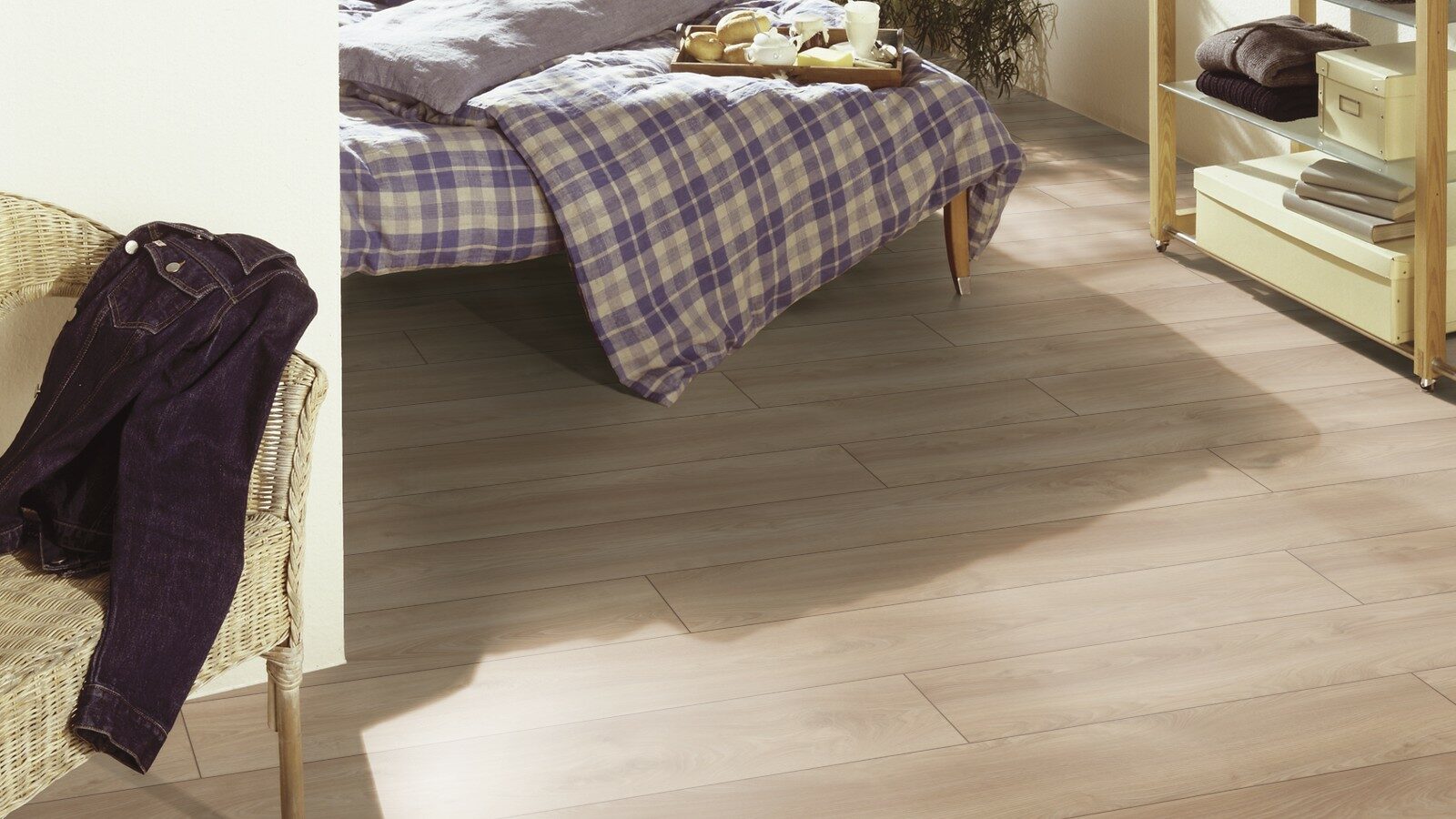 kronotex_mammut_plus_d4752_dub_svetlyy_makro_3.jpg