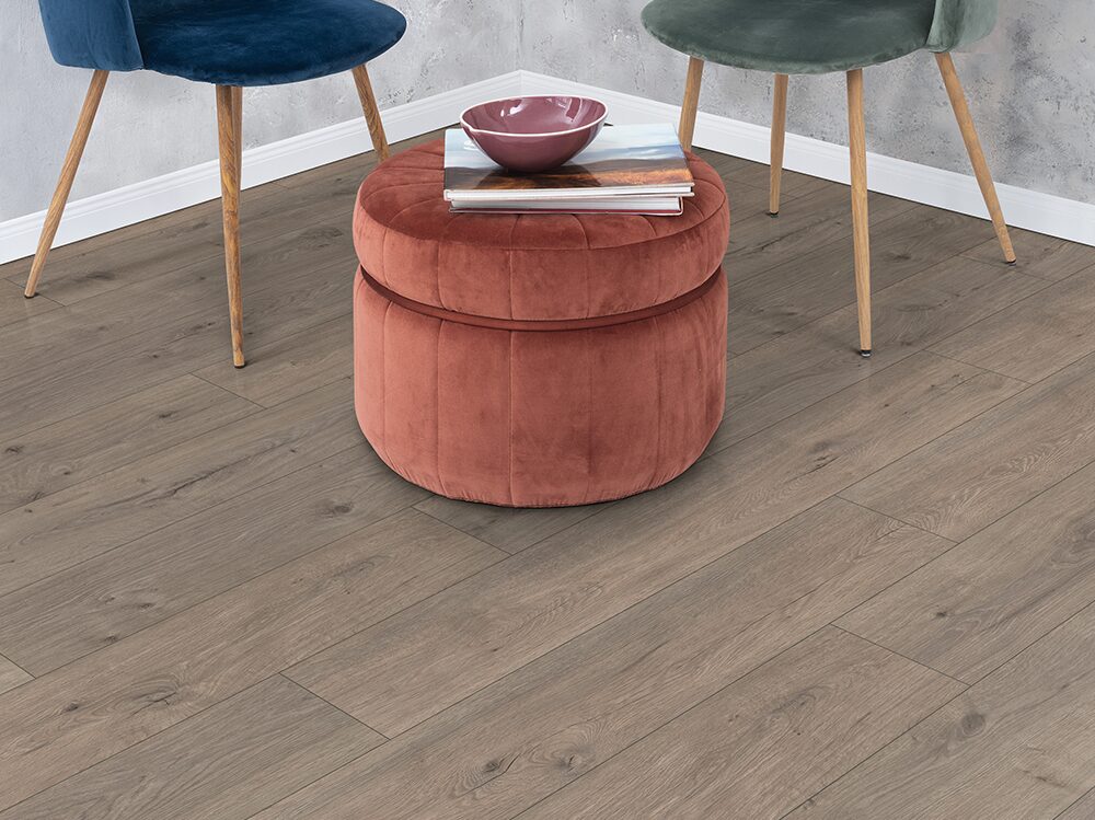 laminat_egger_classic_33_epl138_dub_murom_seryy1.jpg
