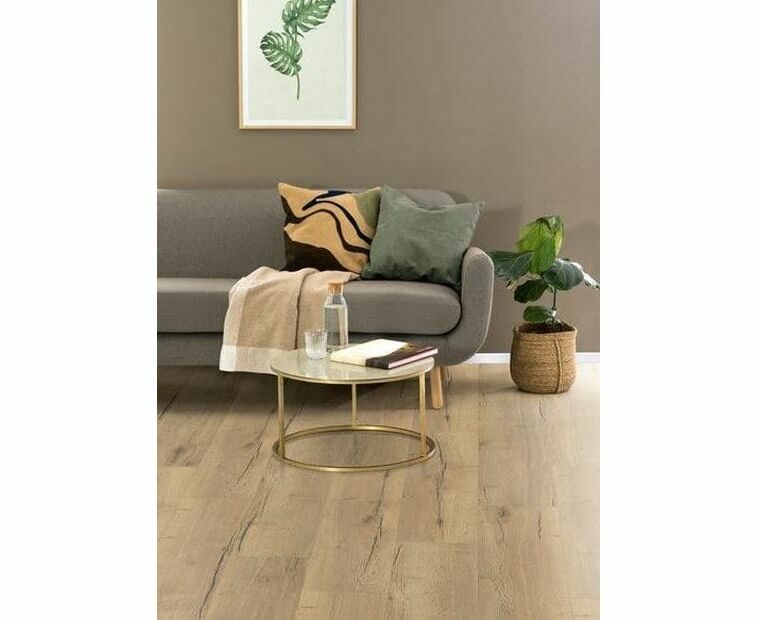 laminat_egger_large_epl159_dub_velli_naturalnyy1.jpg