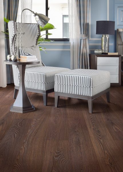 Ламинат Woodstock Дуб шервуд мокко NL 1292 x 194 Tarkett